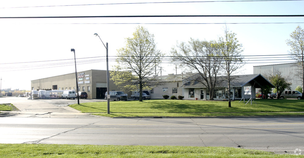 5305 W 130th St, Parma, OH for sale - Primary Photo - Image 1 of 6