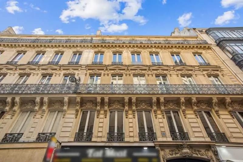 63 Rue De Ponthieu, Paris for lease - Building Photo - Image 1 of 5