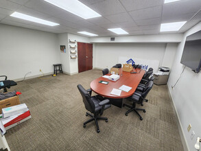 3100 Tremont Rd, Upper Arlington, OH for lease Interior Photo- Image 1 of 4