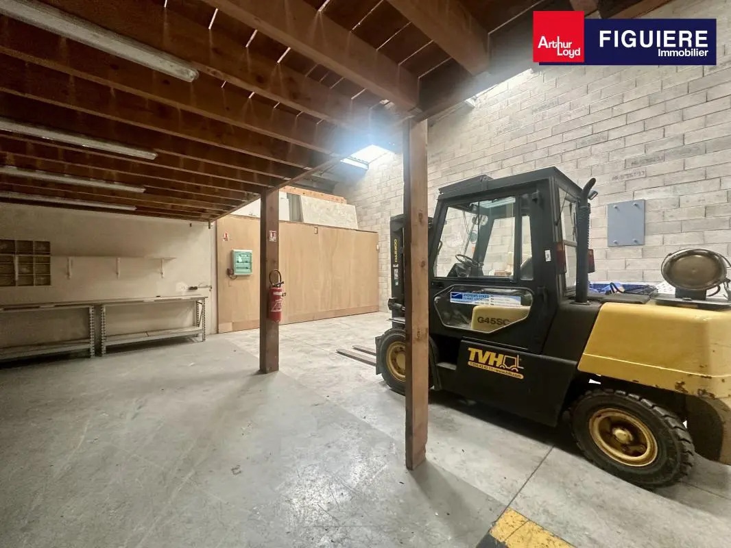 705 Avenue De L'Europe, Saint-Cannat for lease Building Photo- Image 1 of 2