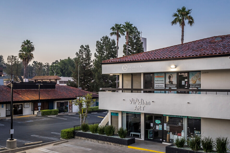 20833-20861 Ventura Blvd, Woodland Hills, CA for sale - Building Photo - Image 3 of 14