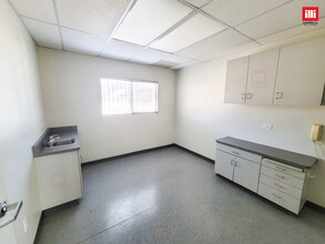 2035-2045 Saviers Rd, Oxnard, CA for lease Interior Photo- Image 2 of 7