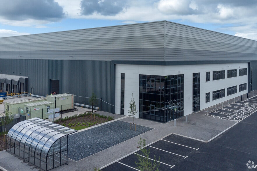 Gordon Banks Dr, Stoke On Trent for lease - Building Photo - Image 2 of 4