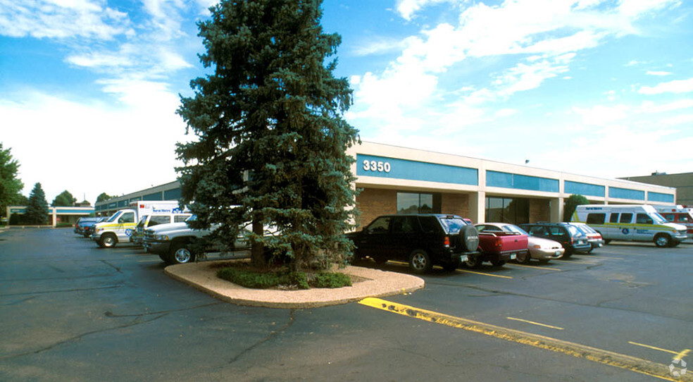 3370 N Peoria St, Aurora, CO for lease - Building Photo - Image 3 of 10