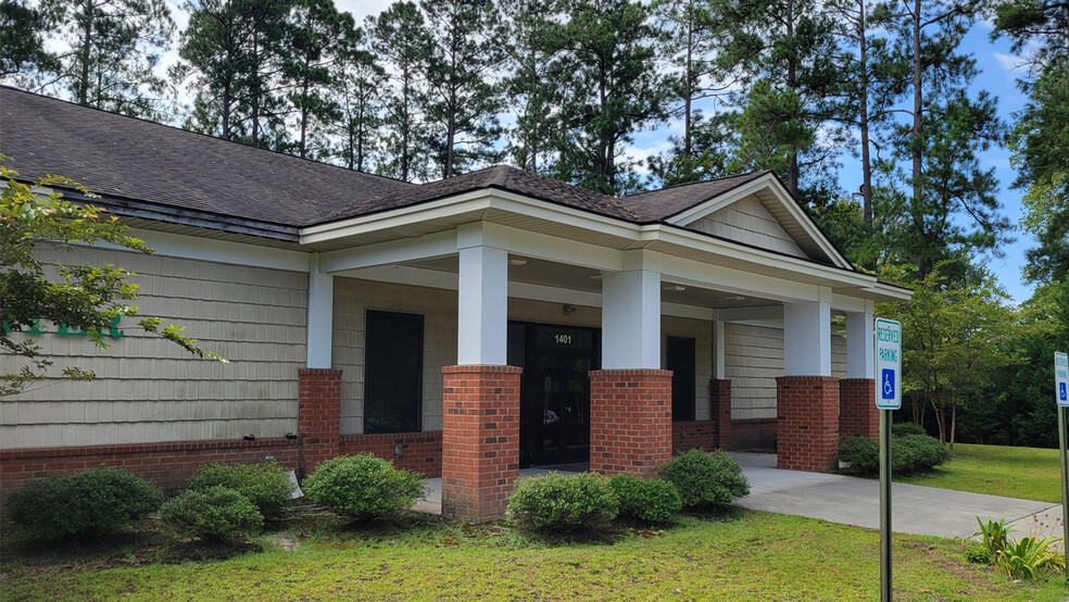 1401 Heritage Rd, Loris, SC for sale - Primary Photo - Image 1 of 16