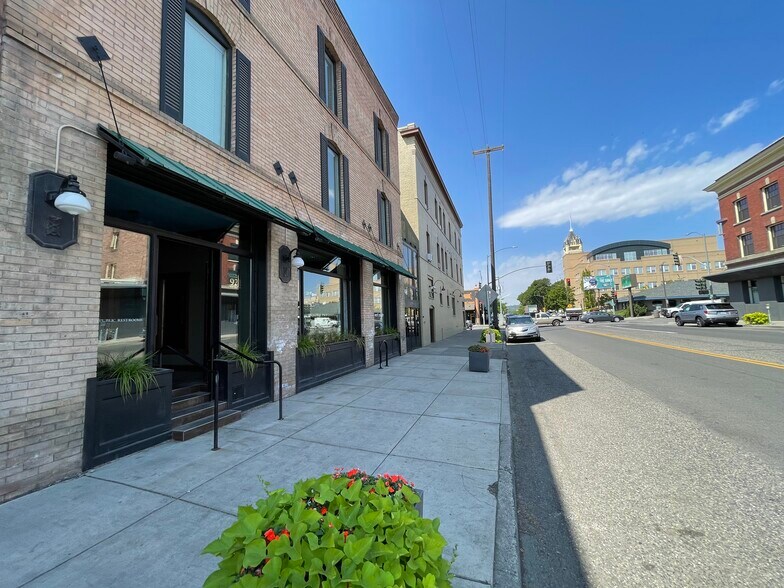 921 W Broadway Ave, Spokane, WA for sale - Building Photo - Image 1 of 1