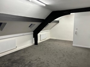 60 Firs Ln, Leigh for lease Interior Photo- Image 2 of 3