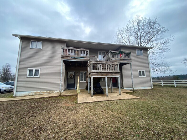 2201 Fox Run Rd, Scottsboro, AL for sale - Primary Photo - Image 1 of 1