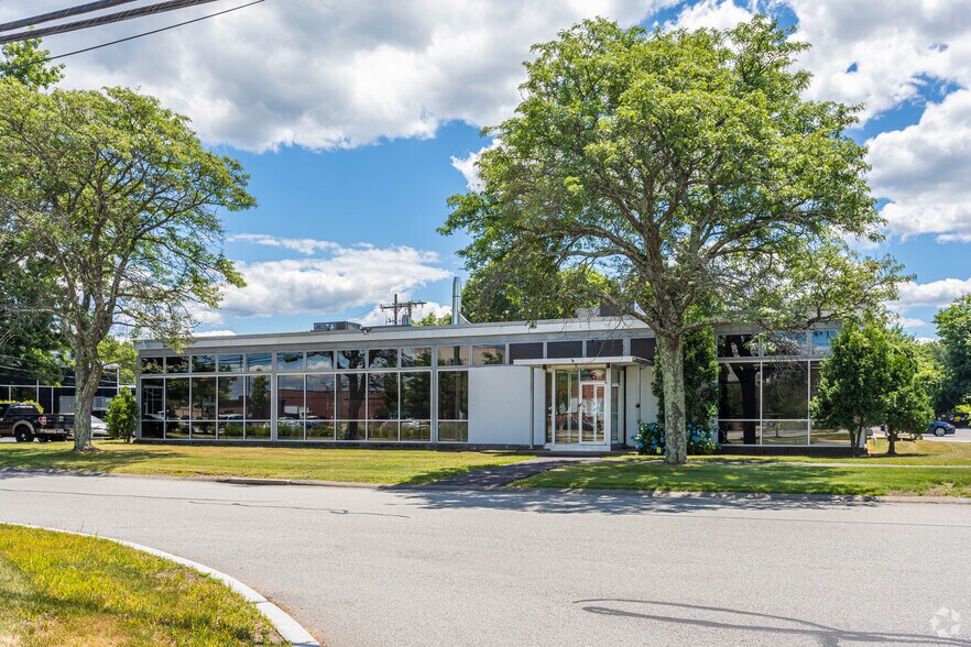 6 Mercer Rd, Natick, MA for sale - Primary Photo - Image 1 of 1