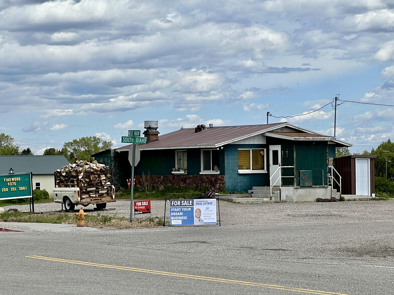 383 W Main St, Dubois, ID for sale - Building Photo - Image 1 of 2