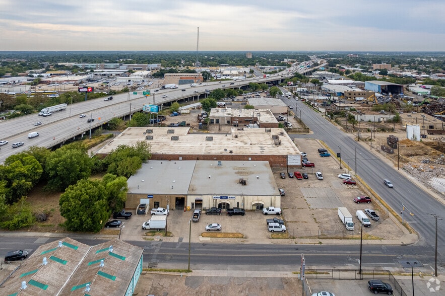 1912 S Good Latimer Expy, Dallas, TX for sale - Aerial - Image 3 of 22