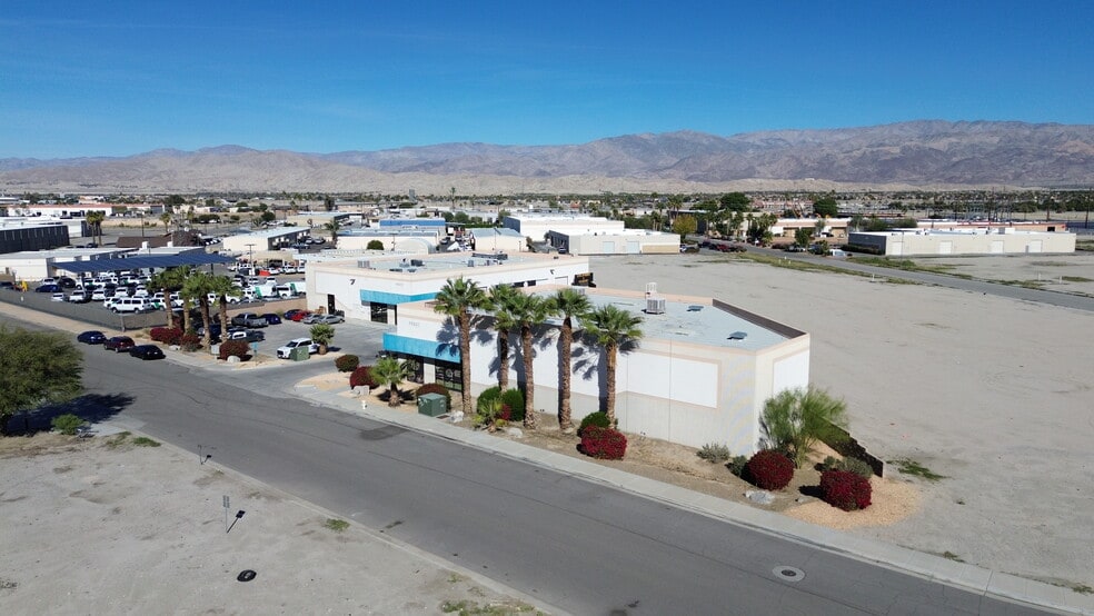 45920 Commerce St, Indio, CA for lease - Building Photo - Image 2 of 17