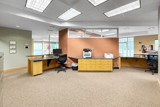 6105 NW 86th St, Johnston, IA for sale Interior Photo- Image 2 of 6