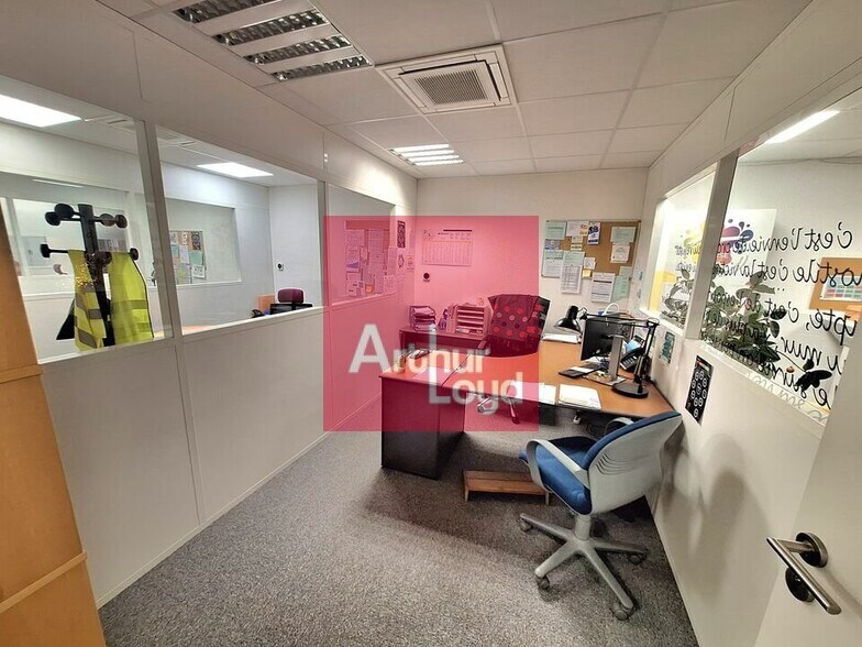 3 Rue Kepler, Clermont-Ferrand for lease - Interior Photo - Image 3 of 10