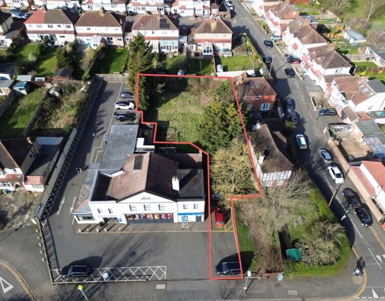 77 Angel Hl, Sutton for sale - Building Photo - Image 1 of 1