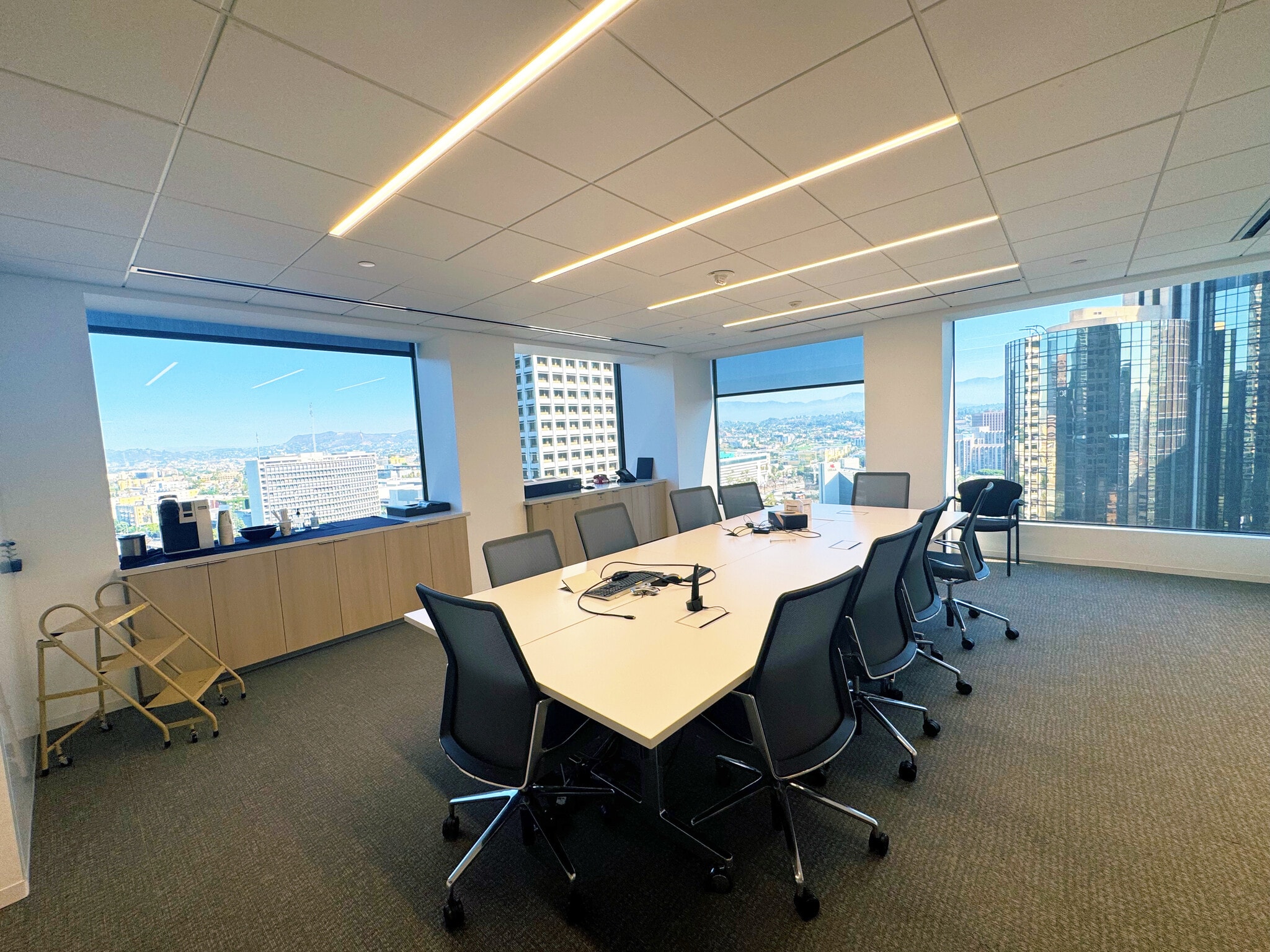 515 S Flower St, Los Angeles, CA for lease Interior Photo- Image 1 of 6