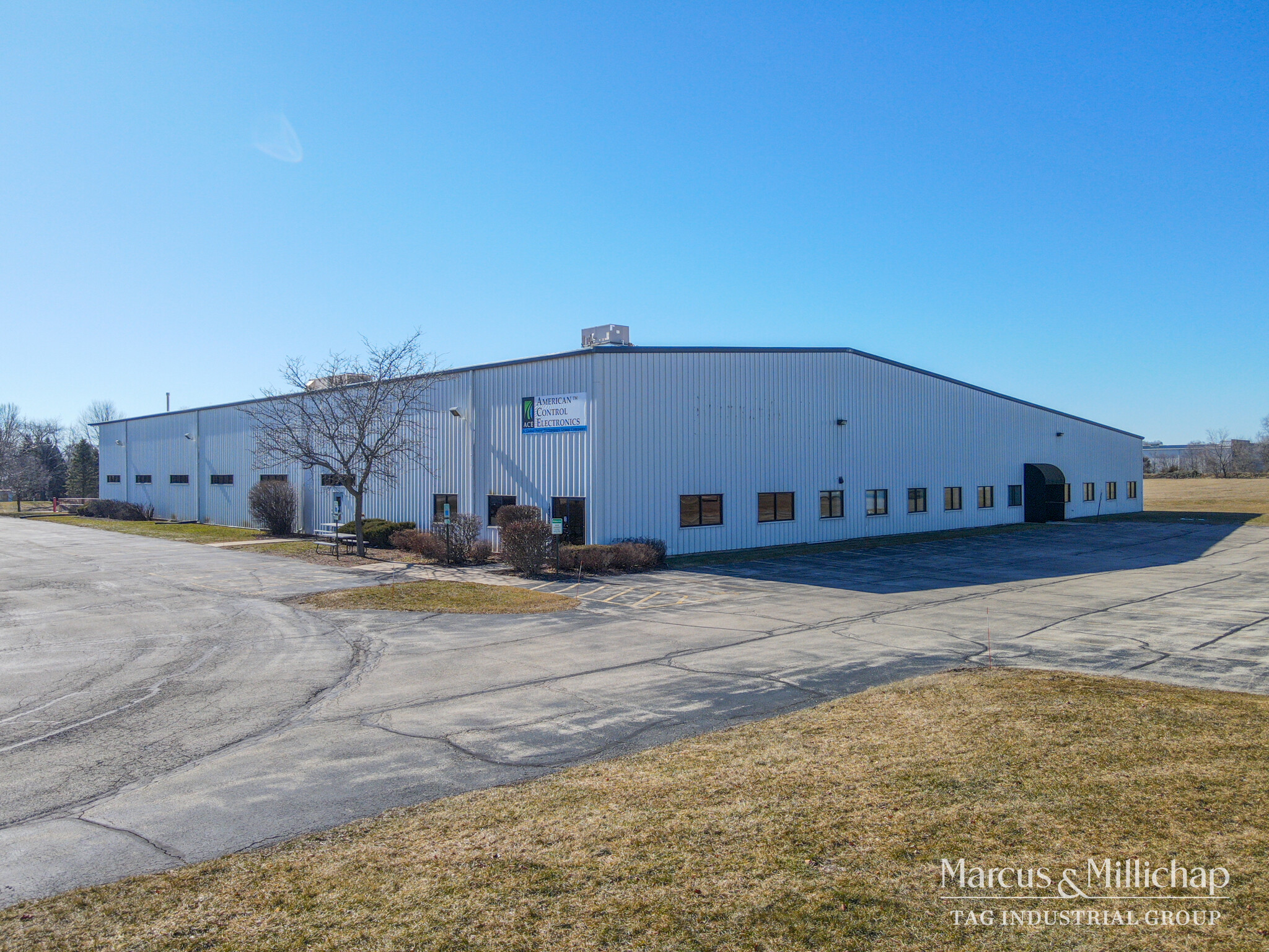 14300 De la Tour Dr, South Beloit, IL for sale Building Photo- Image 1 of 1