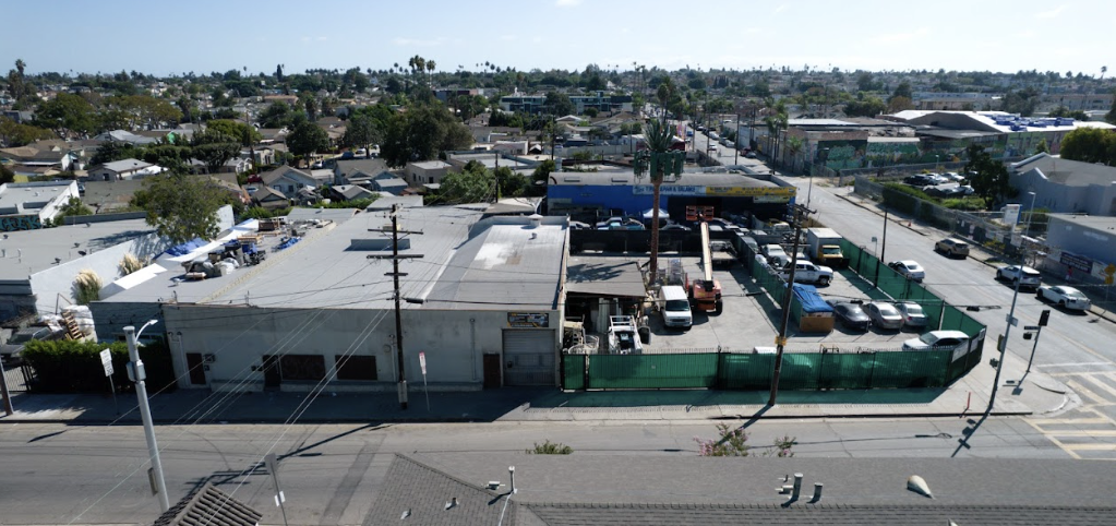 3008 W Hyde Park Blvd, Los Angeles, CA for lease Building Photo- Image 1 of 11