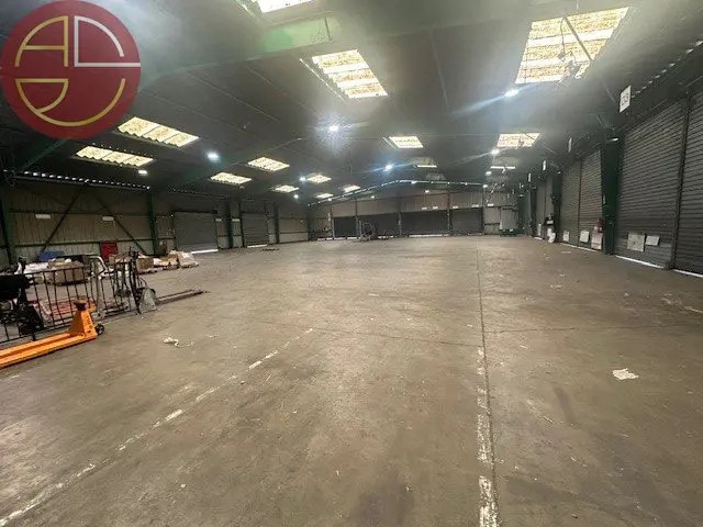 Industrial in Toulouse for lease - Interior Photo - Image 2 of 8