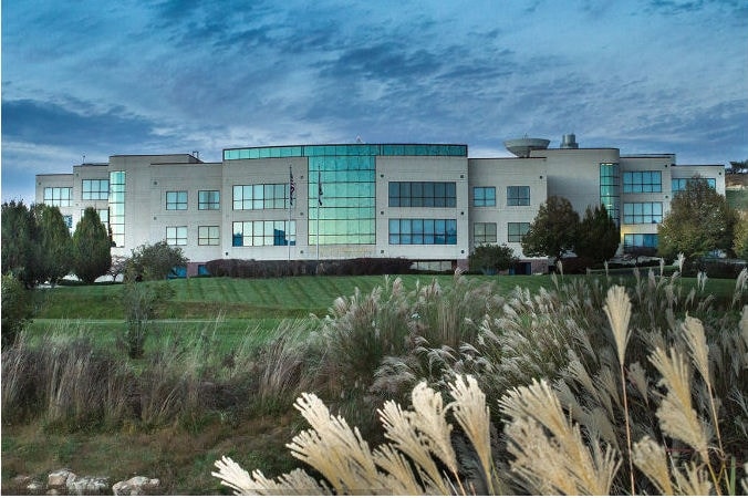 1000 Technology Dr, Fairmont, WV for lease - Building Photo - Image 3 of 19