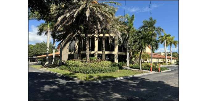 9153 Roan Ln, West Palm Beach, FL for sale - Building Photo - Image 1 of 14