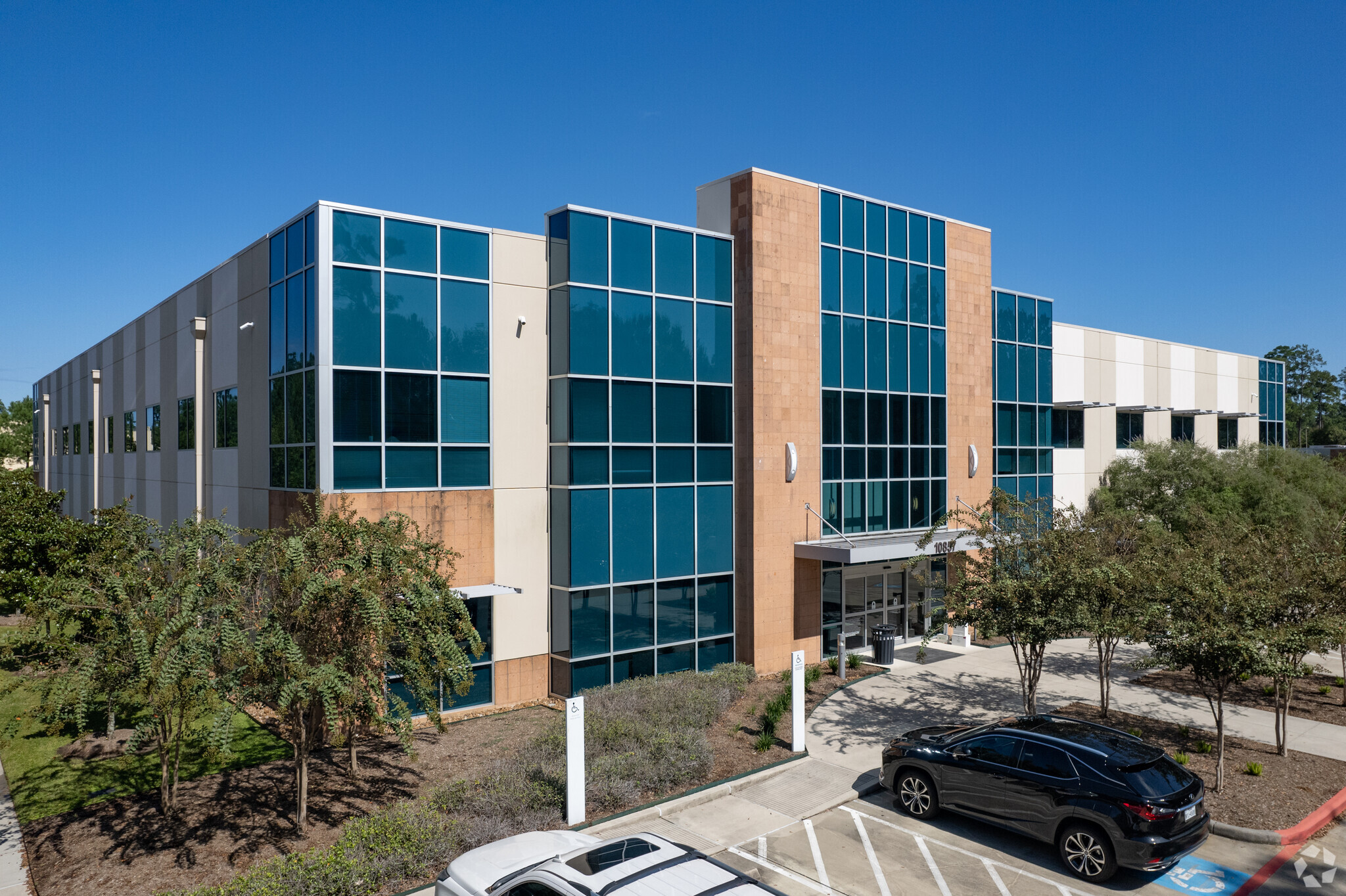 10857 Kuykendahl Rd, The Woodlands, TX for lease Building Photo- Image 1 of 6