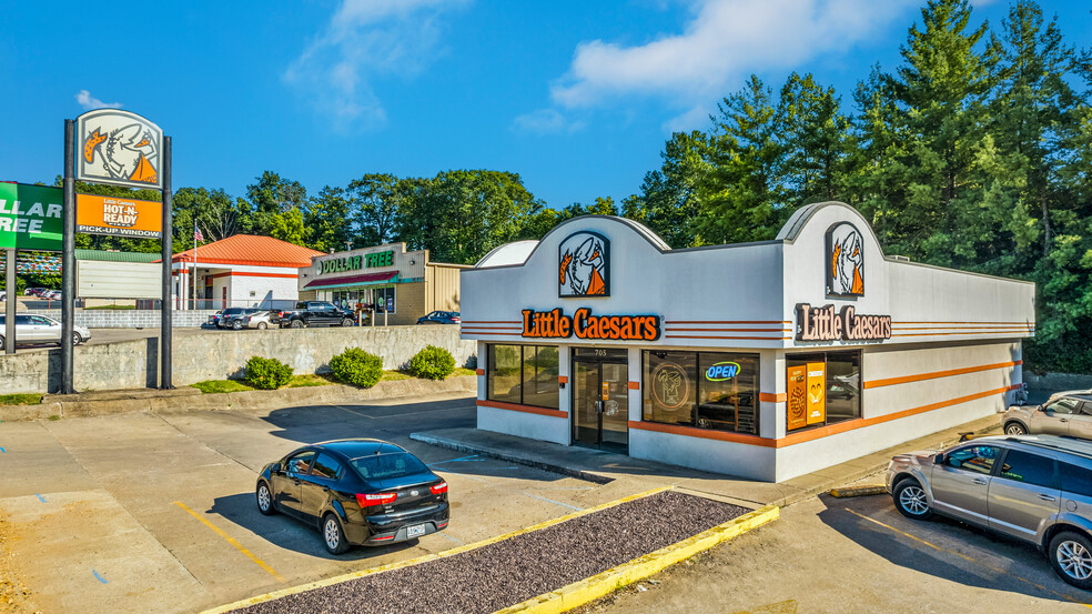 705 E Jackson Blvd, Jackson, MO for sale - Primary Photo - Image 1 of 1