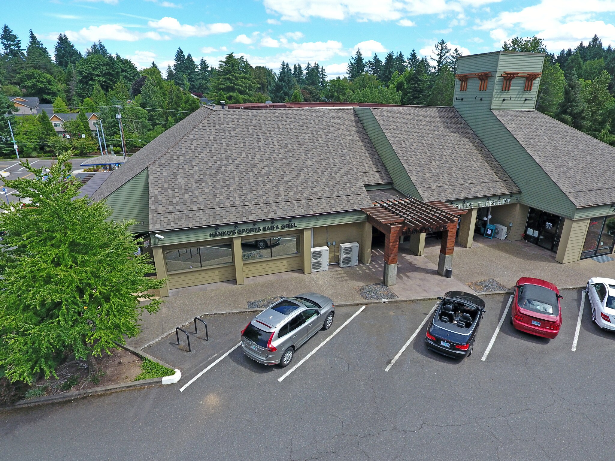 4 Monroe Pky, Lake Oswego, OR for sale Building Photo- Image 1 of 1