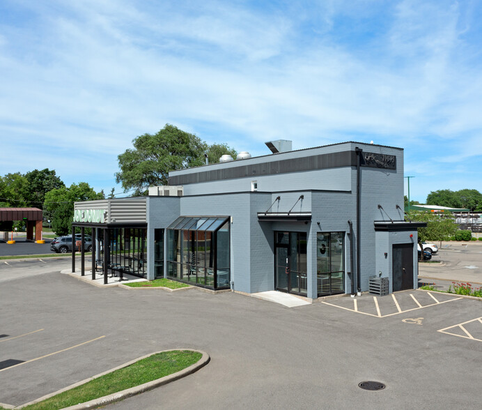 720 E Rand Rd, Mount Prospect, IL for sale - Building Photo - Image 3 of 15