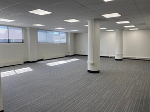 5901 Christie Ave, Emeryville, CA for lease Interior Photo- Image 1 of 3