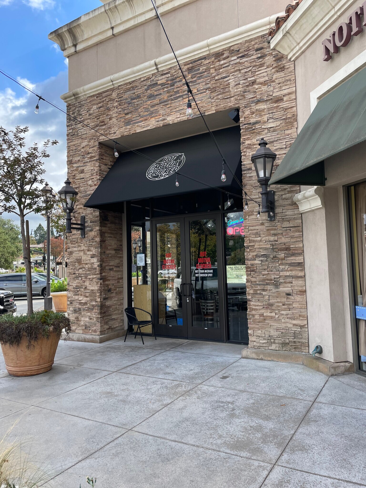 1610 E Thousand Oaks Blvd, Thousand Oaks, CA for lease Building Photo- Image 1 of 1