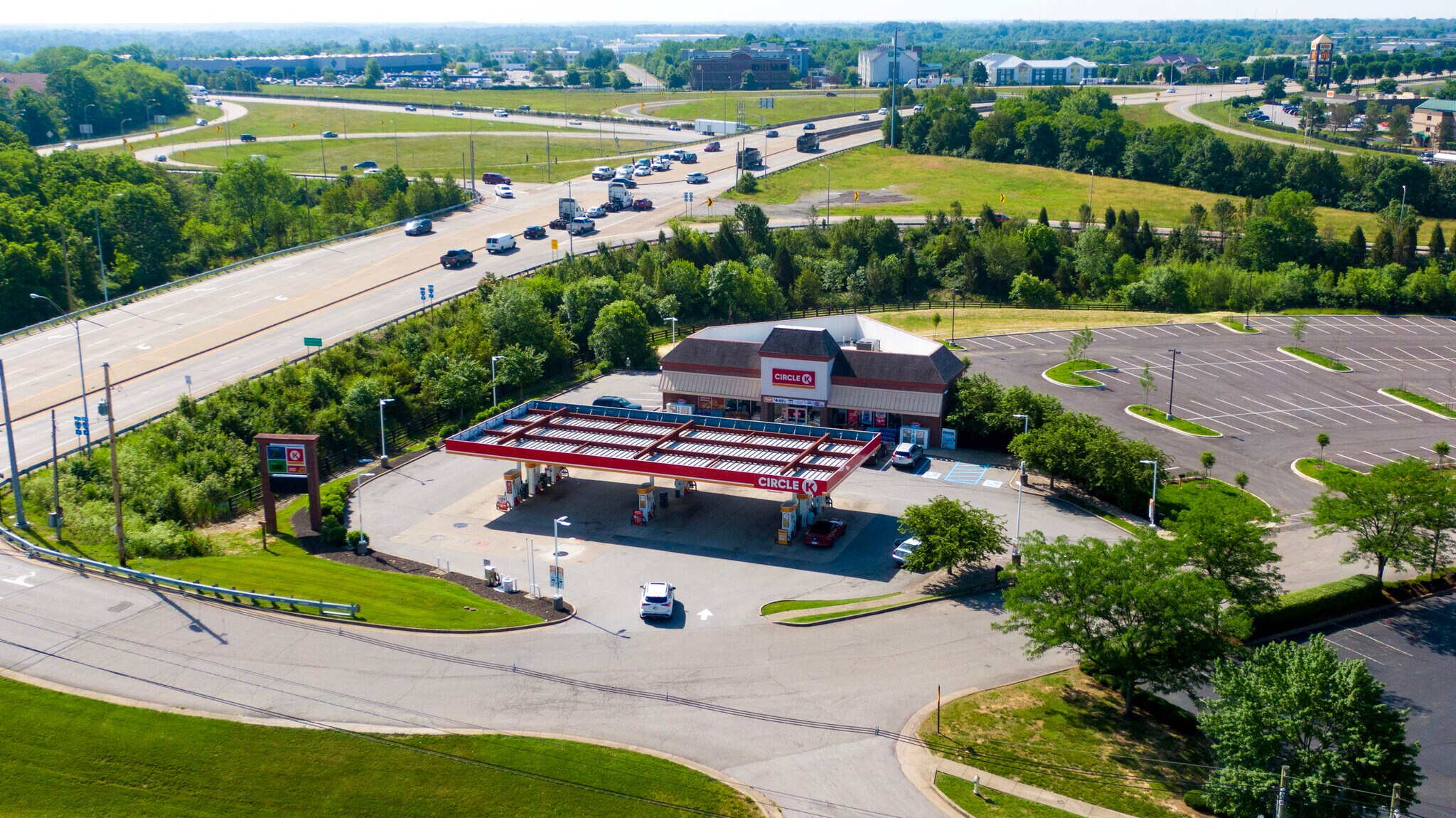 11721 Gateworth Way, Louisville, KY for sale Primary Photo- Image 1 of 1
