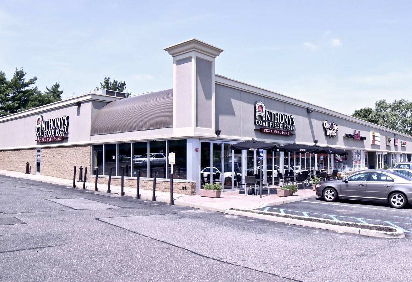 6401 Jericho Tpke, Commack, NY 11725 Retail for Sale