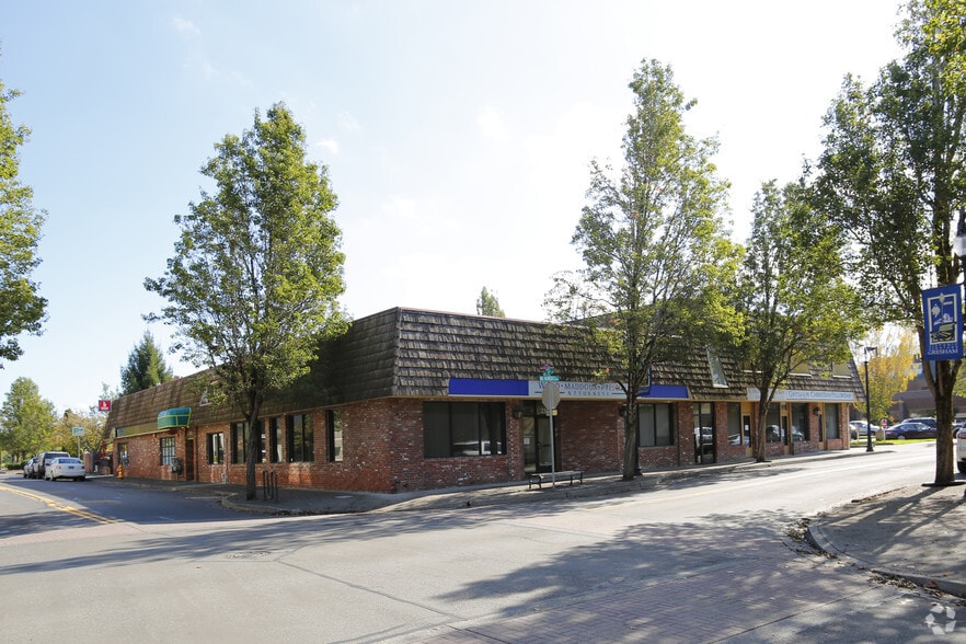 222-238 NE Roberts Ave, Gresham, OR for sale - Primary Photo - Image 1 of 1