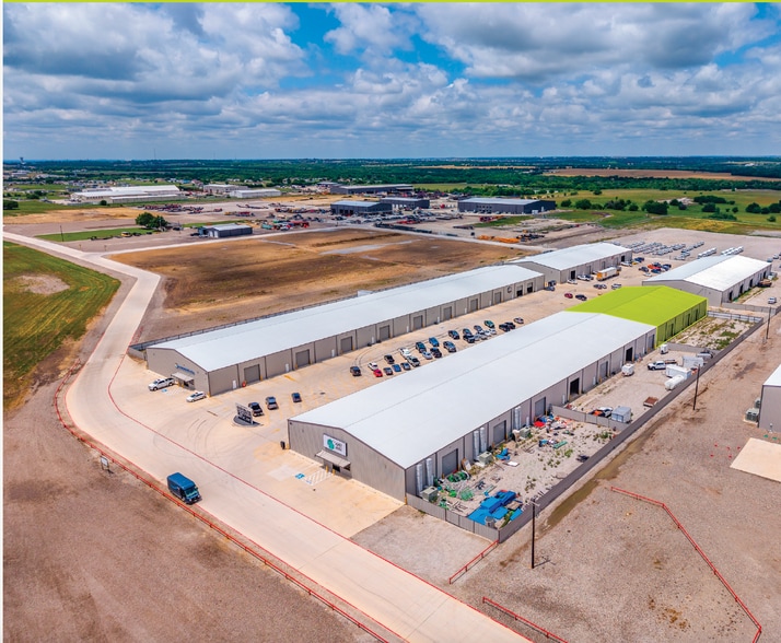138 Leopard Rd, Rhome, TX for lease - Building Photo - Image 1 of 6