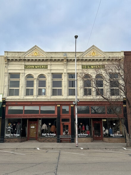 712 Main St, Alma, NE for sale - Primary Photo - Image 1 of 12