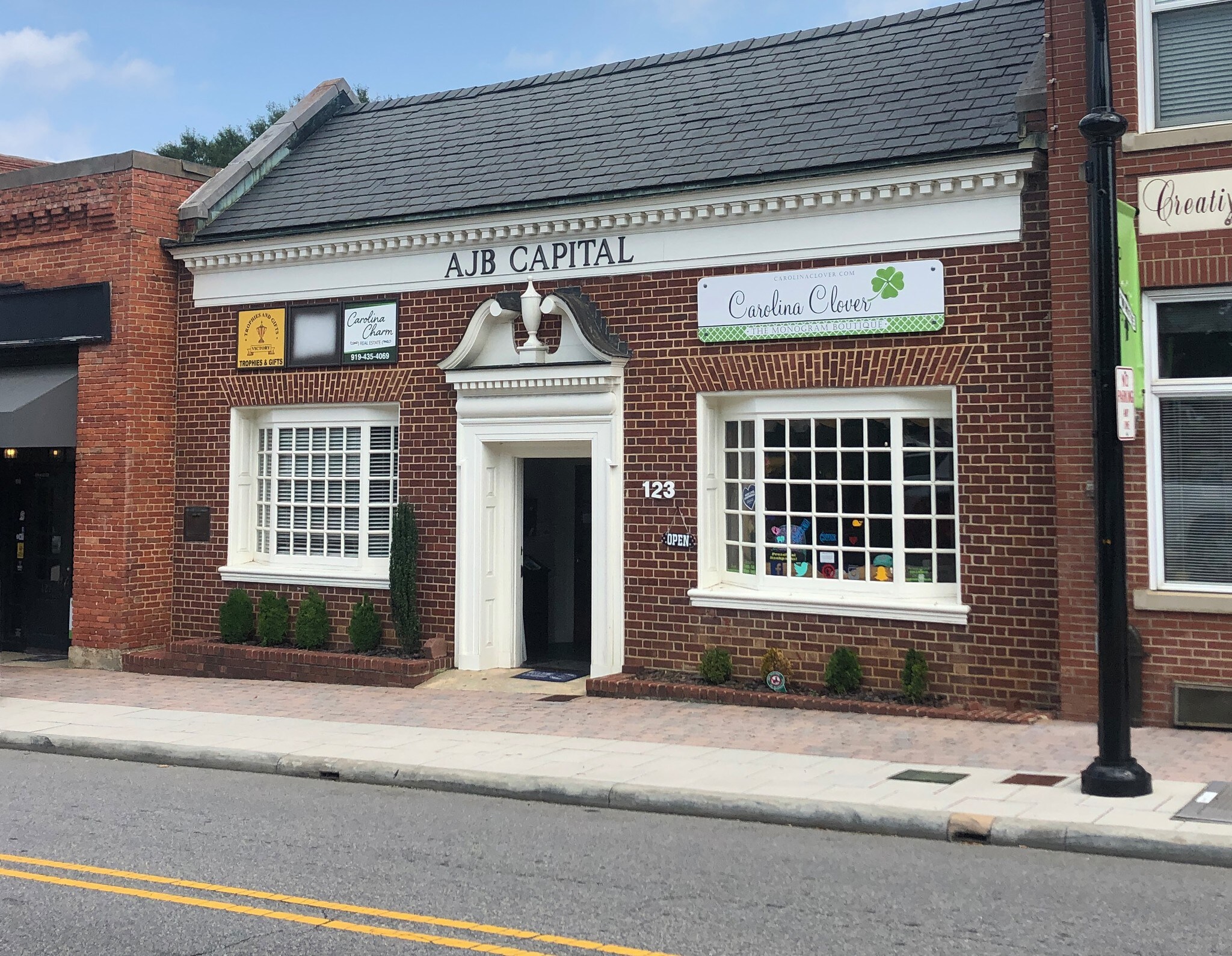 123 S White St, Wake Forest, NC for sale Primary Photo- Image 1 of 1