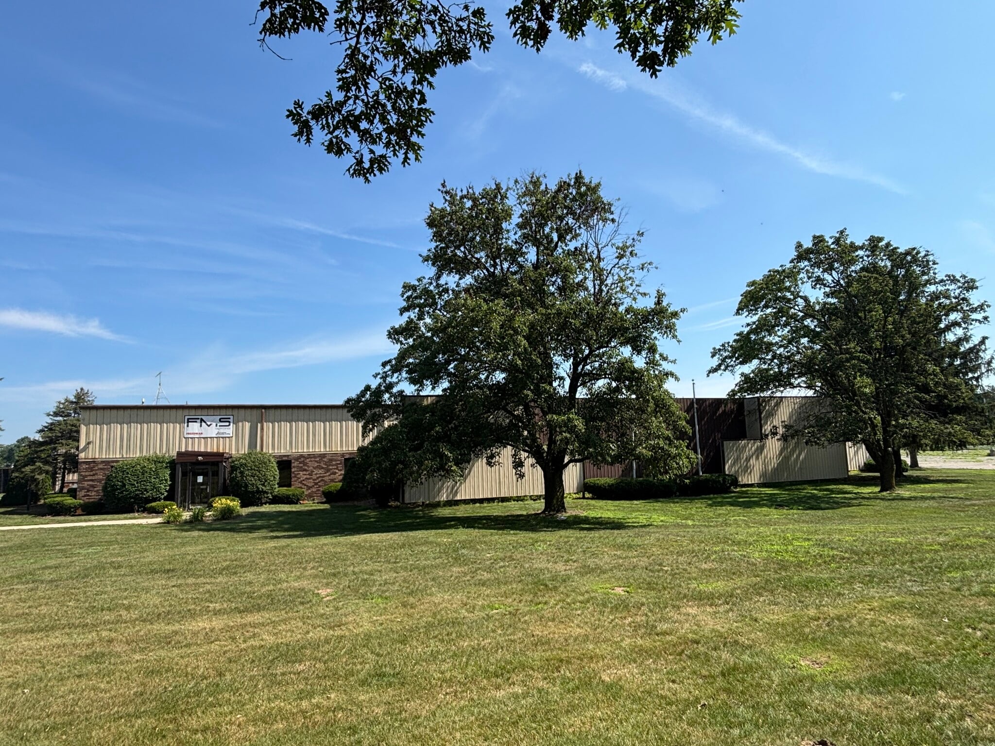 7346 W 400 N, Rochester, IN for sale Interior Photo- Image 1 of 19