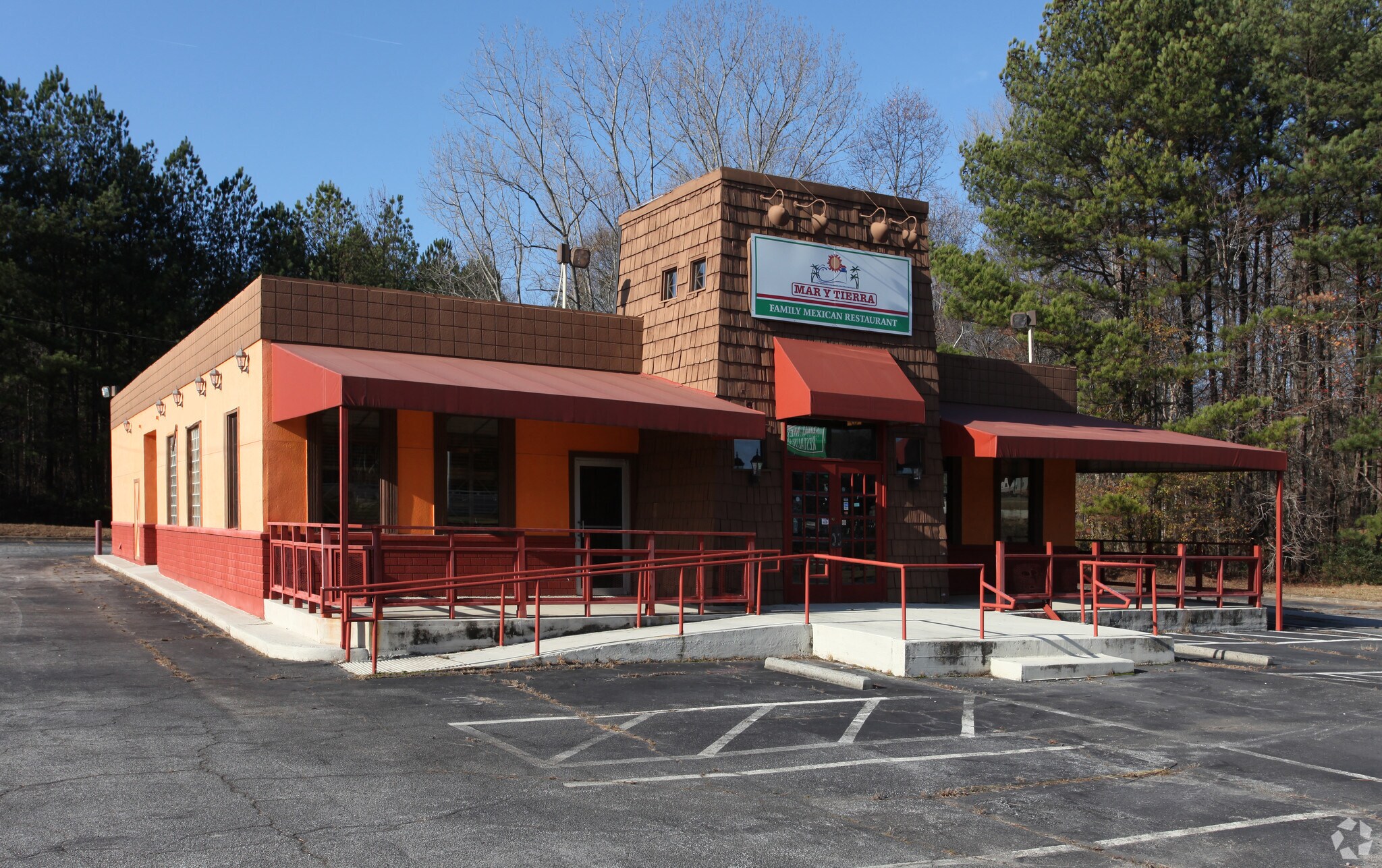 521 Indian Trail Lilburn Rd, Lilburn, GA for sale Primary Photo- Image 1 of 1