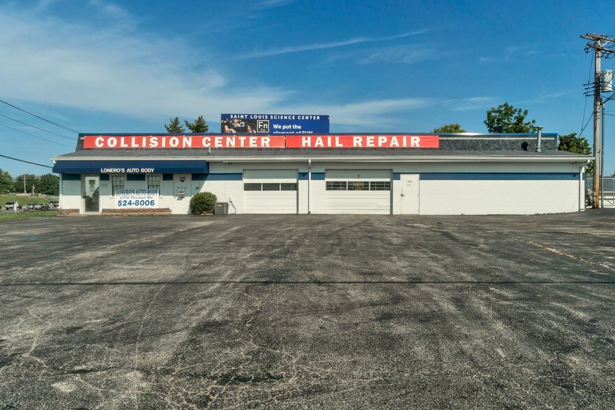 3776 Pershall Rd, Ferguson, MO 63135