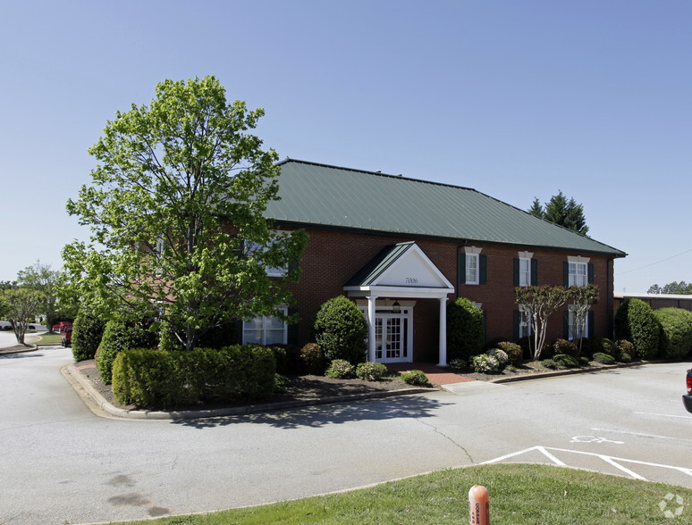 7006 Pelham Rd, Greenville, SC for lease - Primary Photo - Image 1 of 16