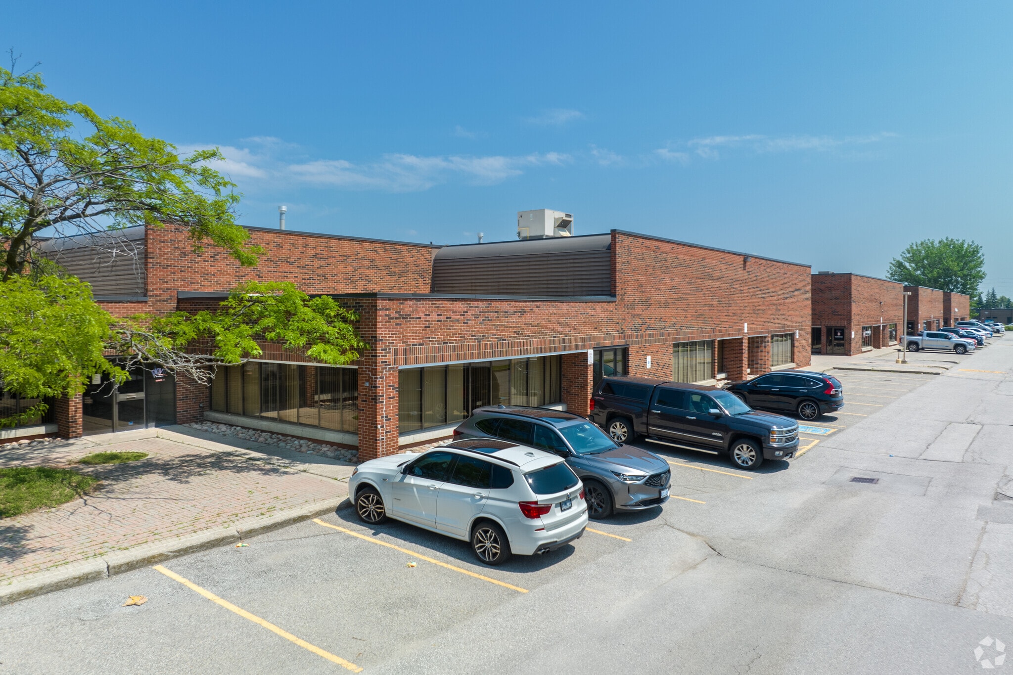 817 Brock Rd, Pickering, ON for sale Primary Photo- Image 1 of 1