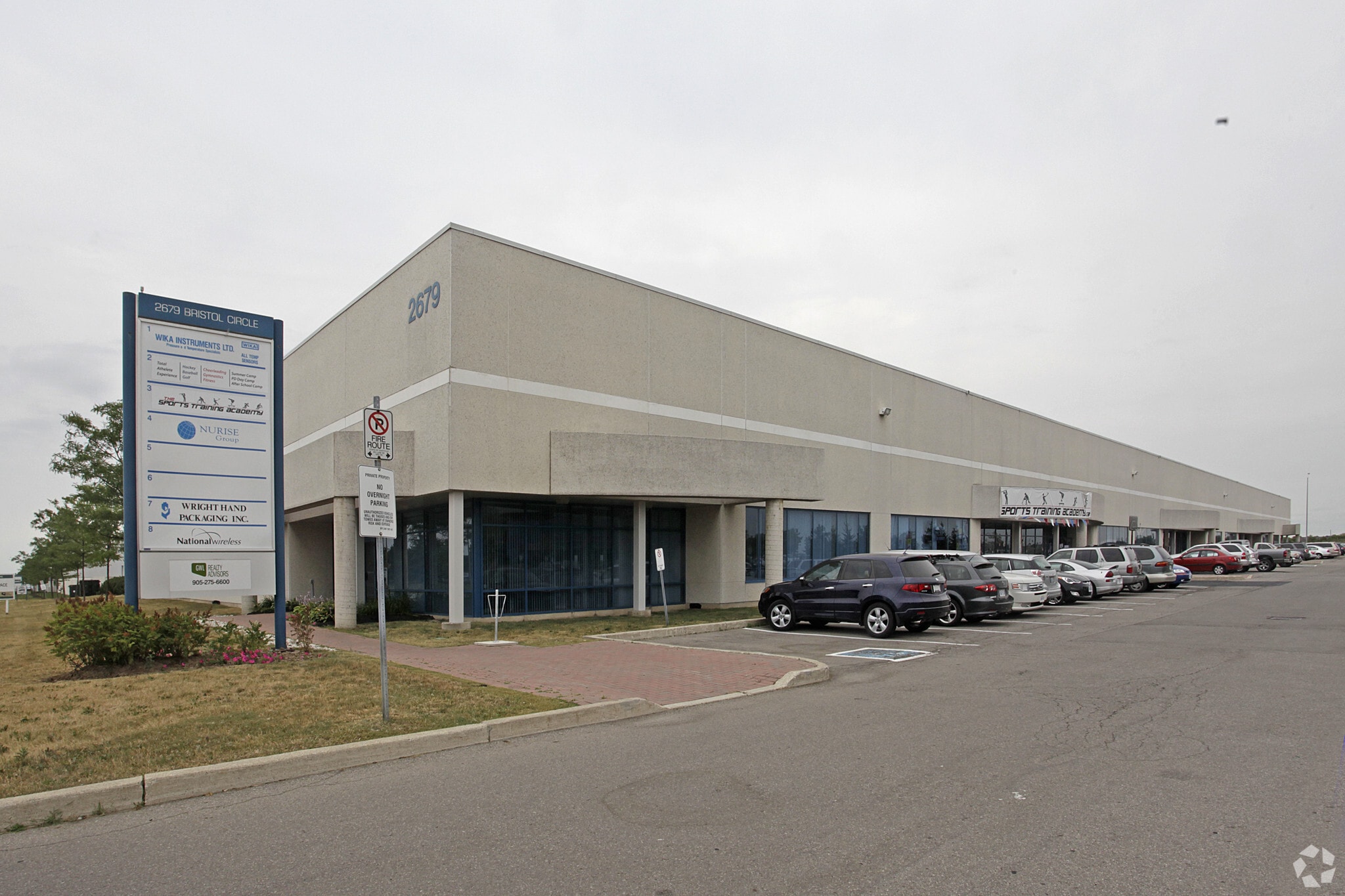2679 Bristol Cir, Oakville, ON for lease Primary Photo- Image 1 of 4