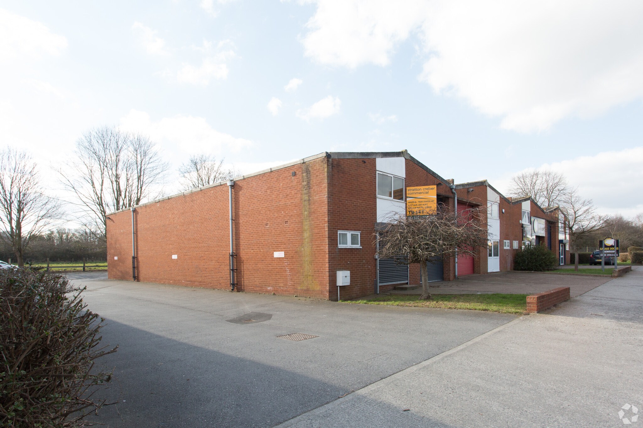 6-9 Alphin Brook Rd, Exeter for sale Primary Photo- Image 1 of 1