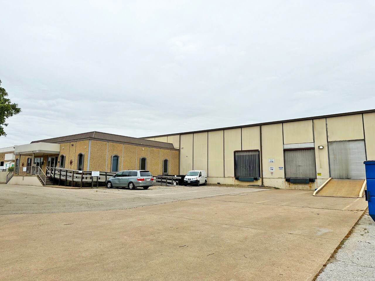 1039-1041 Avenue M, Grand Prairie, TX for sale Primary Photo- Image 1 of 1