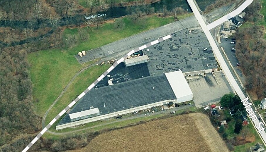 225 Main St, Tatamy, PA 18085