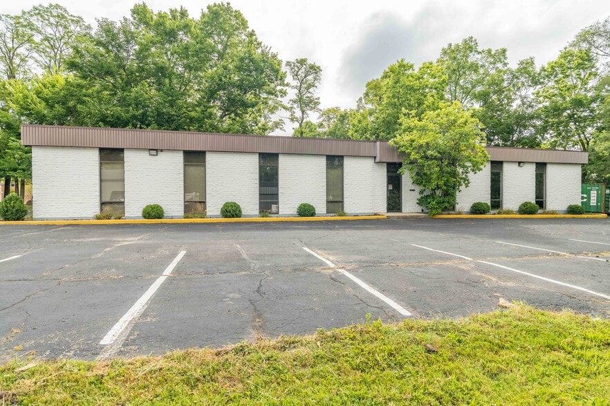 212 W National Rd, Vandalia, OH for sale - Building Photo - Image 1 of 12