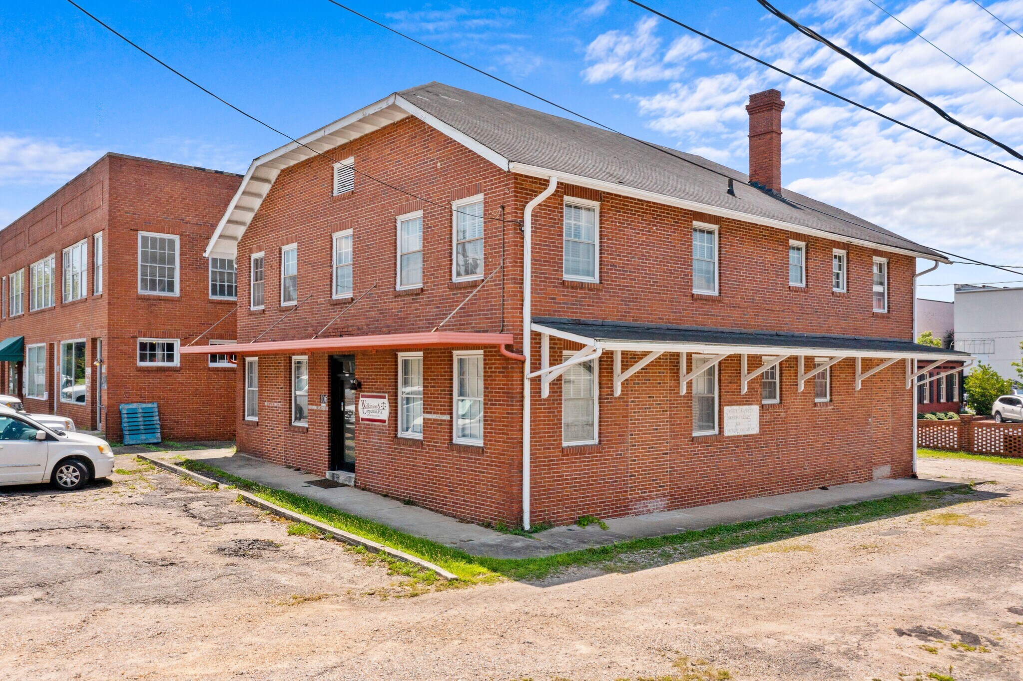 128 Williamsboro St, Oxford, NC 27565 Williamsboro / Gilliam St