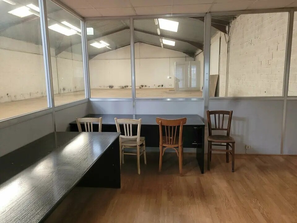 Industrial in Trévoux for lease Interior Photo- Image 1 of 6