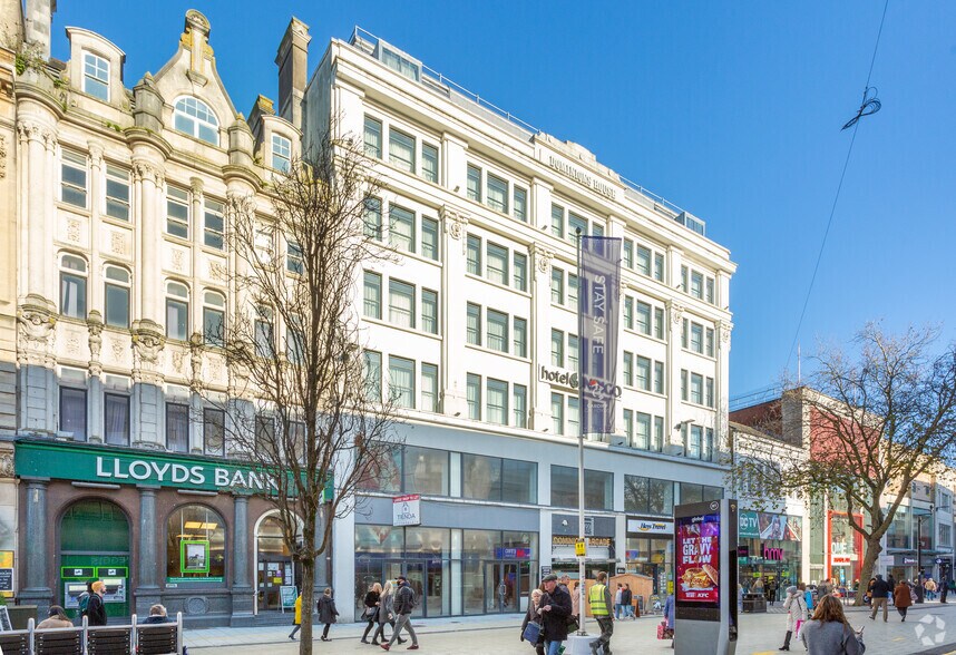 Dominions Arcade, Cardiff for sale - Primary Photo - Image 1 of 4
